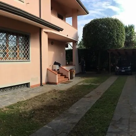 Holiday Via Del Paradiso *